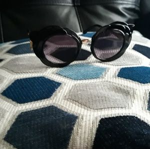 Girls high quality shades *New*